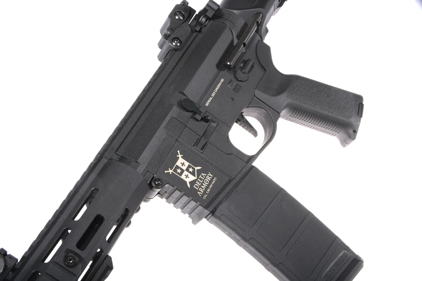 AEG M4 AR15 M-LOK SilentOps 6,5" Charlie EAGLE noire